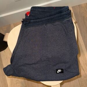 Nike Men’s Sweatpants Jogger